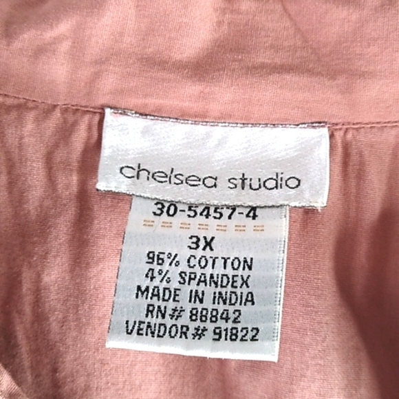 Chelsea Studio - Long Sleeve V-Neck Top - Size 3X - Picture 3 of 5